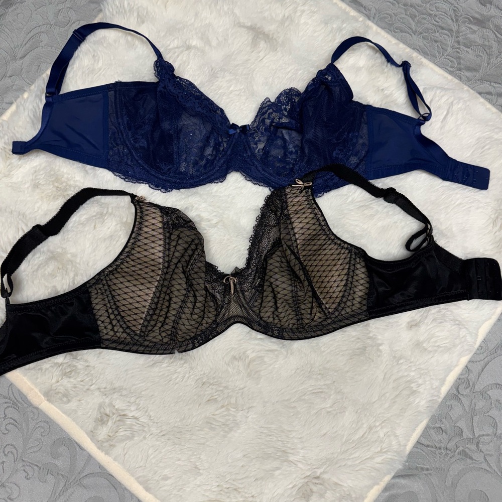 Pair of Panache & Fit Fully Yours Elegant Lace Bras - Black and Blue 32h 32g